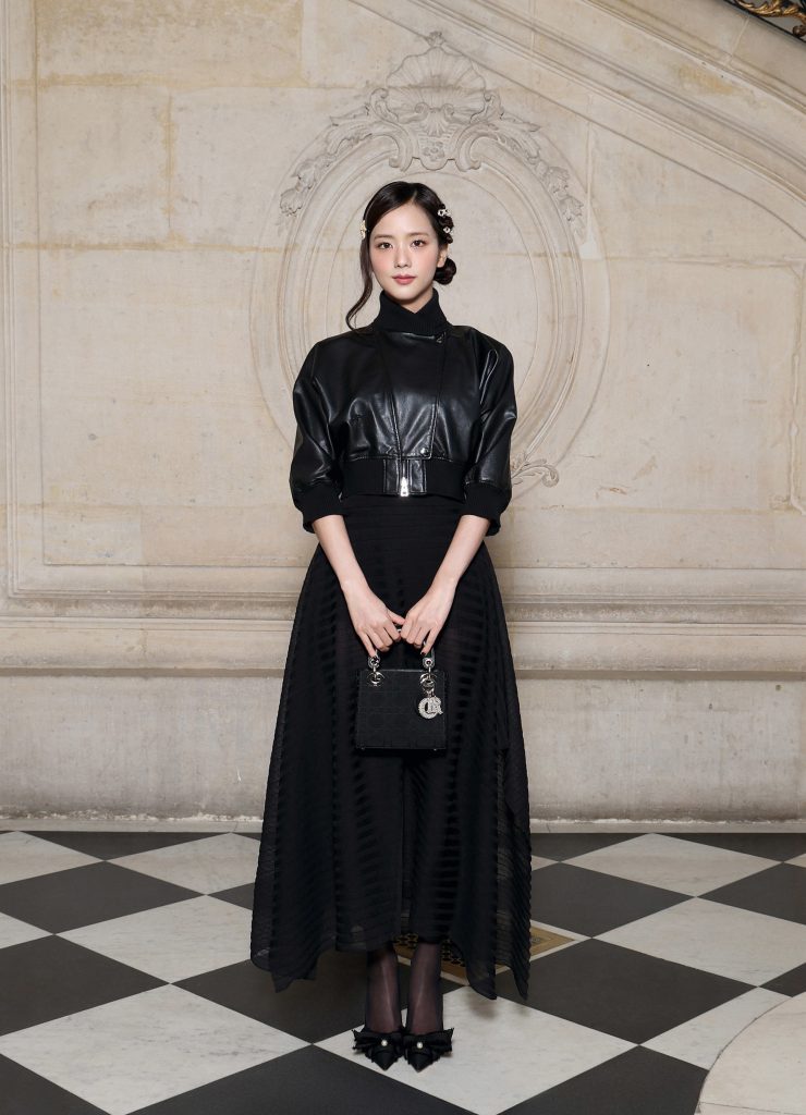 jisoo paris fashion week media impact value